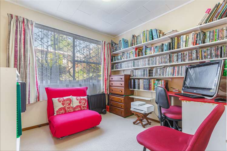 6 Hewlett Road Massey_8