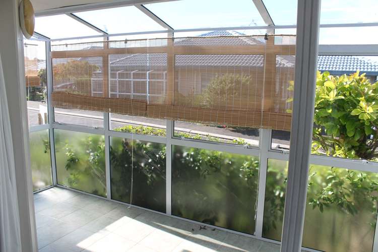 5/10 Gerard Way Saint Johns_14