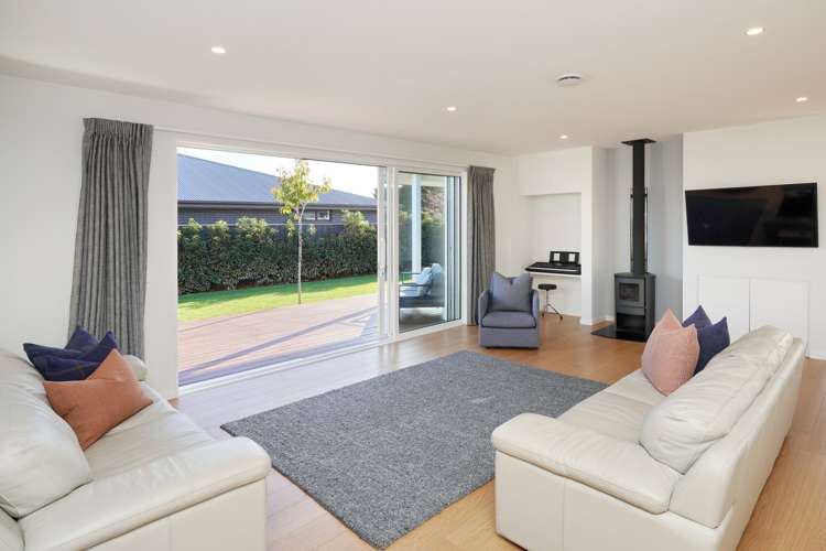 61 School Road Tai Tapu_10