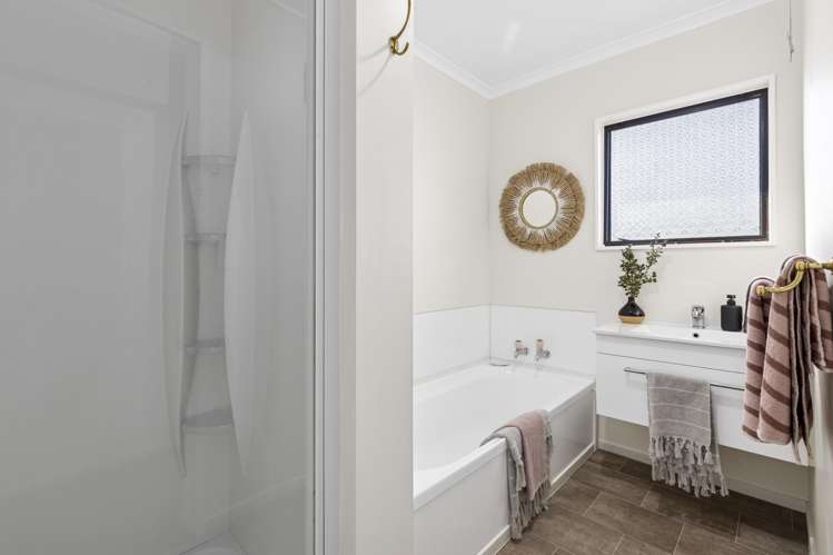 2/111 Parkers Road Tahunanui_7