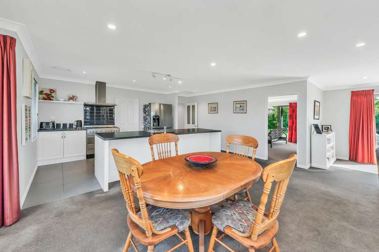 245 Southfield Drive Lincoln_7