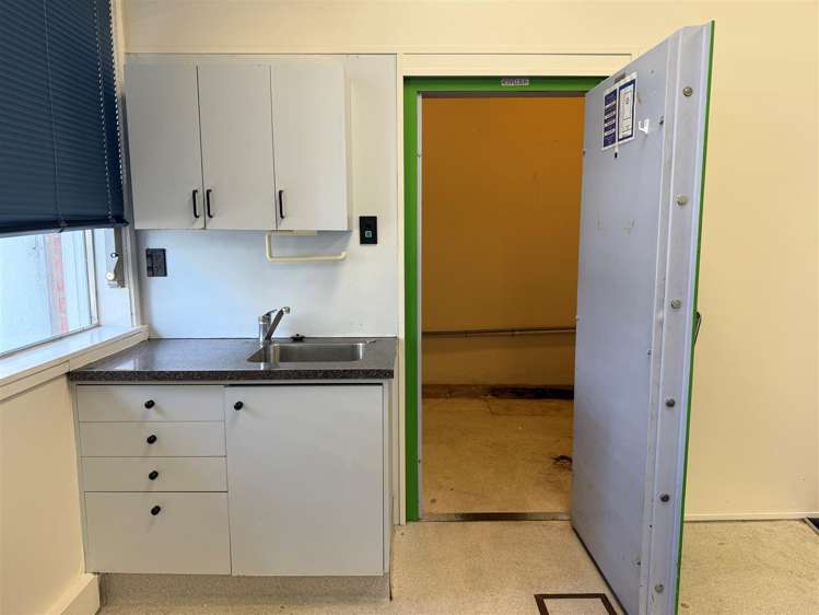 Ground Floor, 6 Hagley Street Porirua_5