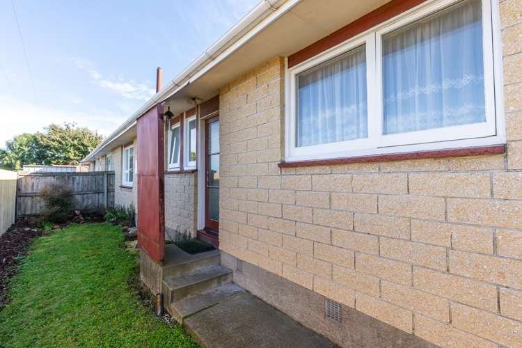 2/245 Waterloo Road Hornby_9