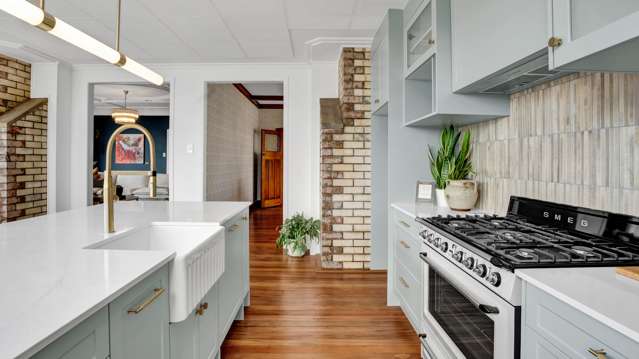 19 Baring Terrace Strandon_3