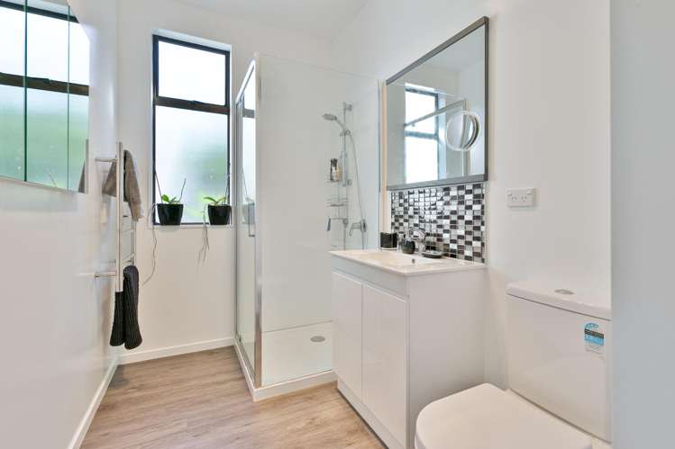 5 Akautangi Way Hataitai_13