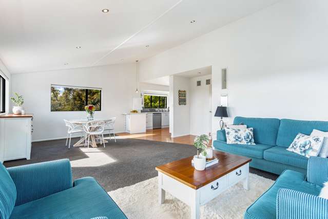 589f East Coast Road Browns Bay_1