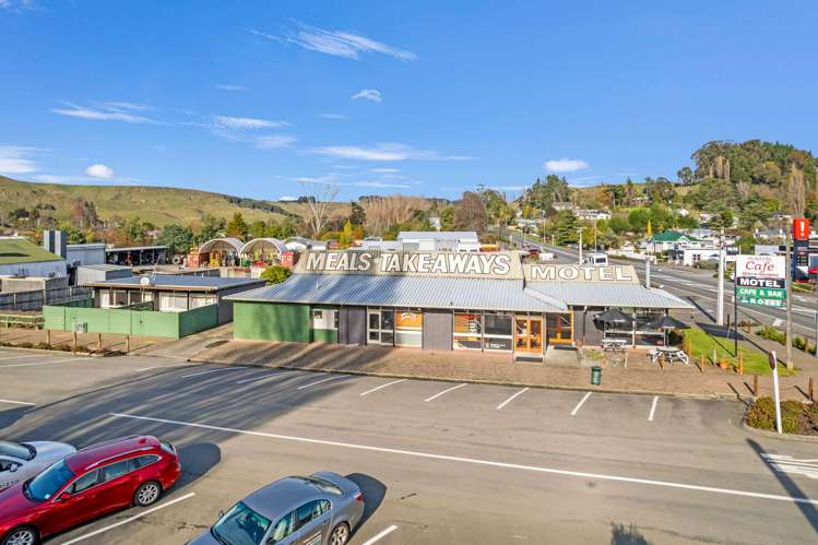 2 High Street Hunterville_12