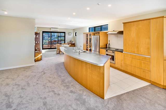 3/125 Thorndon Quay Thorndon_2