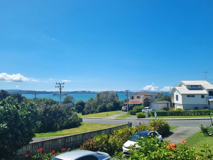 33 Deerness Crescent Algies Bay_1