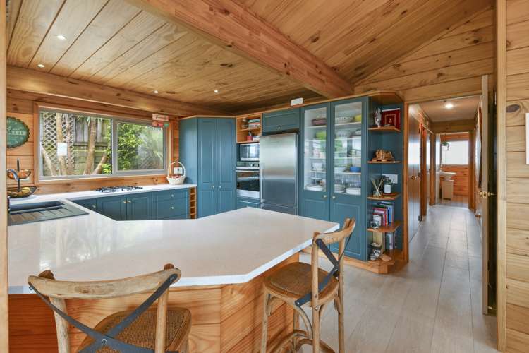 13 Lobelia Rise Goodwood Heights_12