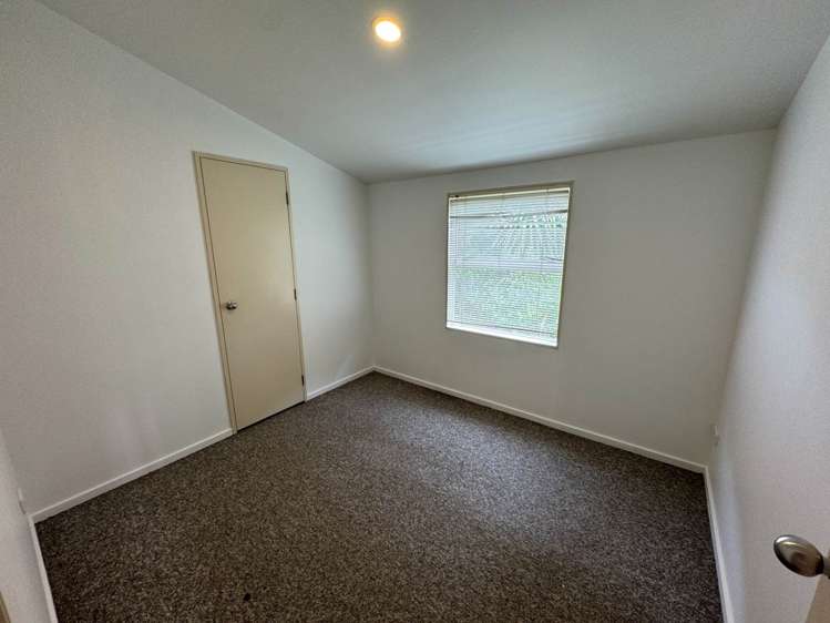 1054A Great North Road Pt Chevalier_6