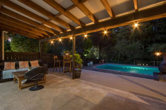 Riverside Lifestyle Retreat