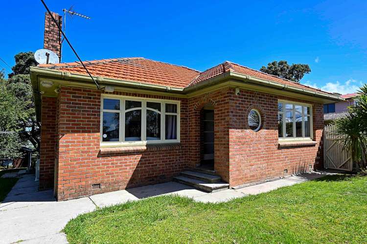 79 Ngataringa Road Devonport_27