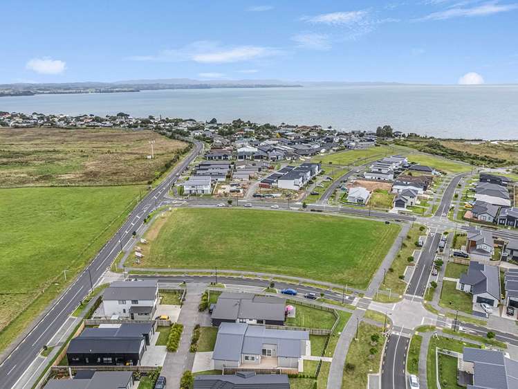 17 Uatoto Road Clarks Beach_8