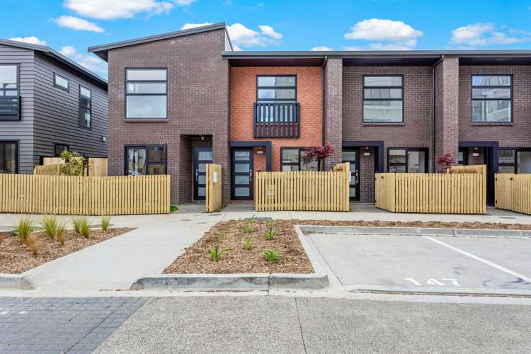 76 Rauemi Way Te Atatu South_17
