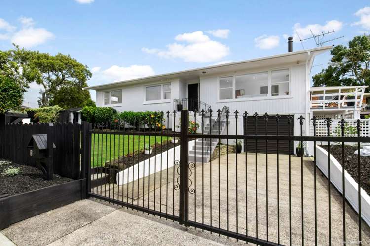 8 Childs Avenue Pukekohe_16