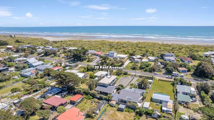 20 Kent Avenue Waitarere Beach_1