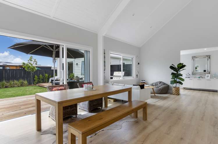 14 Shearwater Lane Point Wells_10