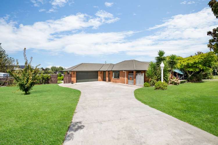 6 Armstrong Way Waiuku_18