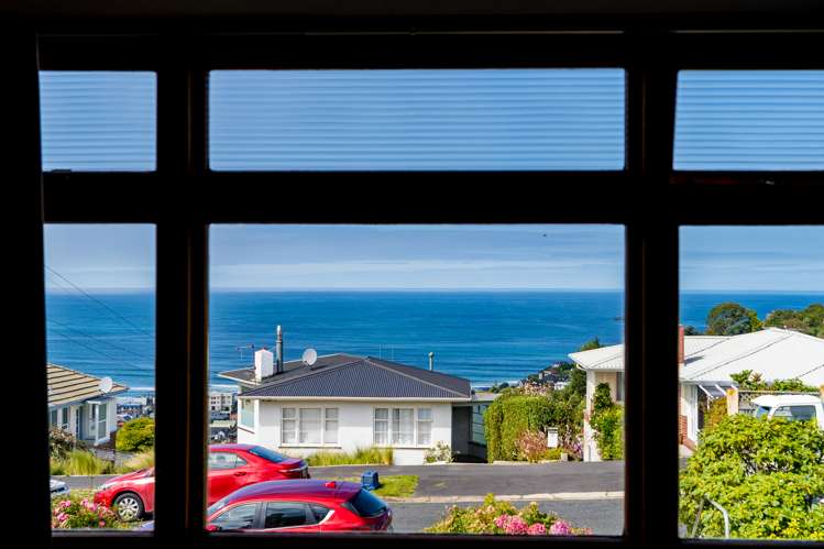 152 Easther Crescent Kew_17