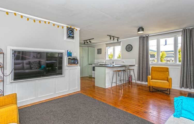 211 Tui Road Whangamata_14