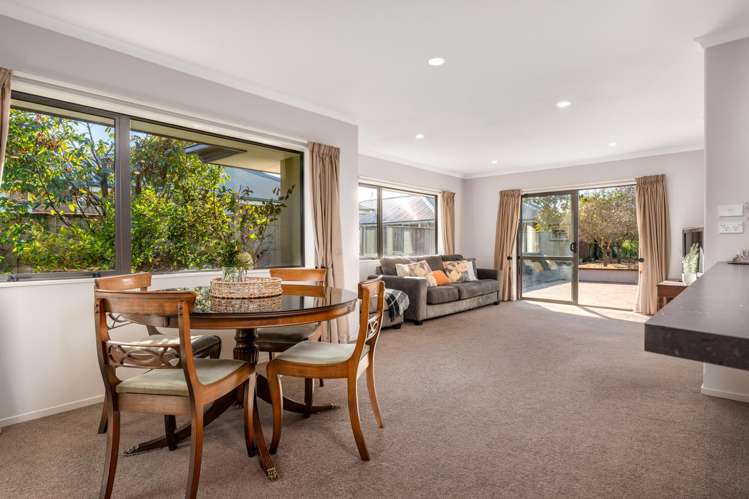 6 Kinsella Crescent Aidanfield_3