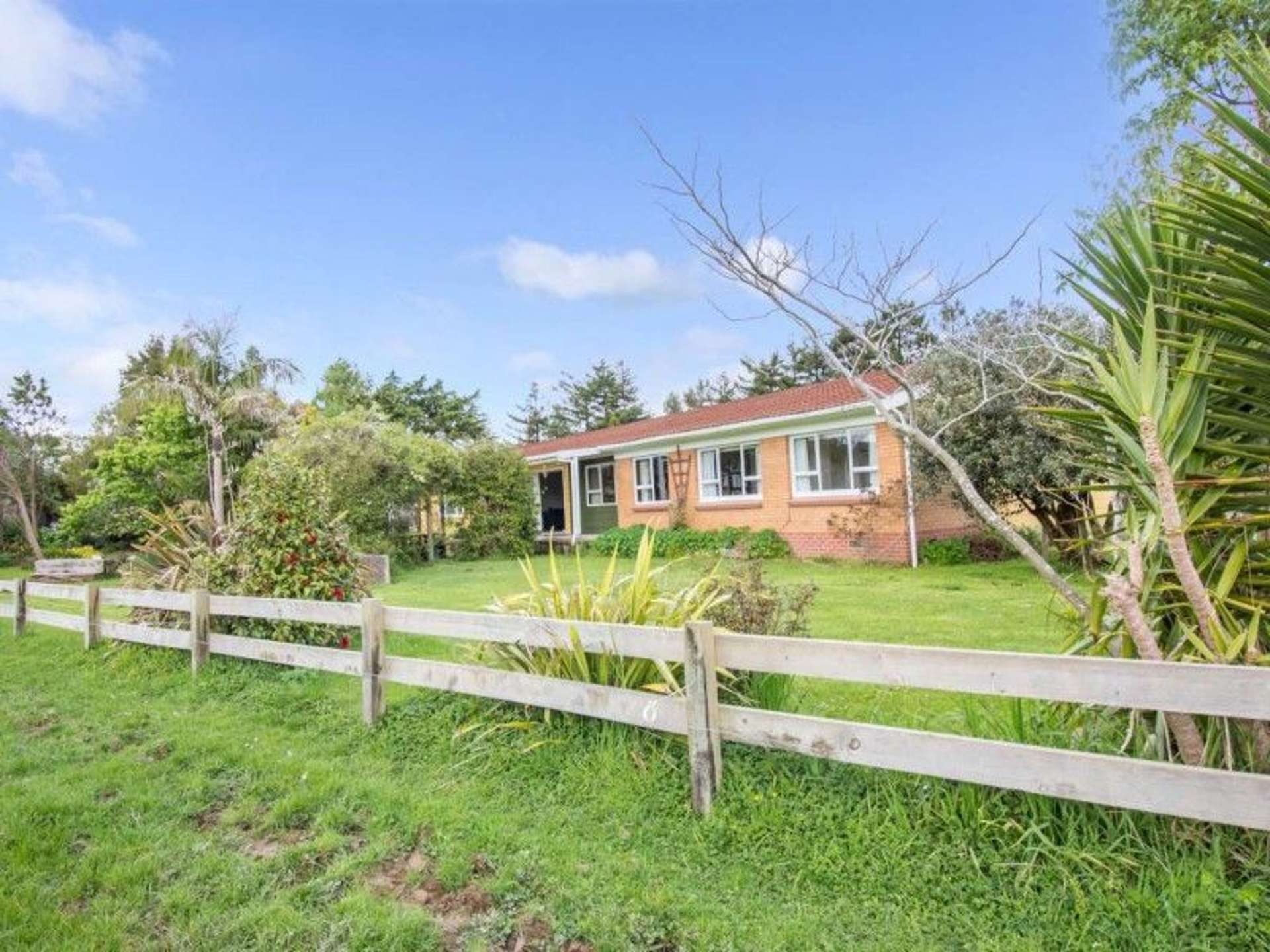 16 Dunrobin Lane (Pvt) Maungatapere_0