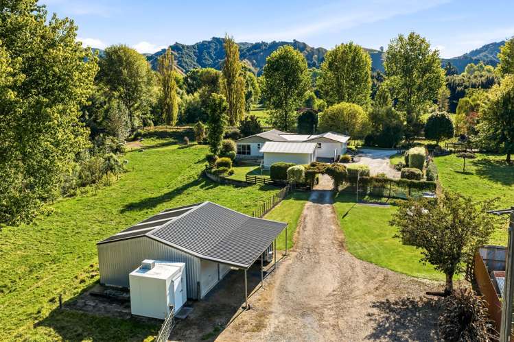 19 Tawa Street Ohura_26