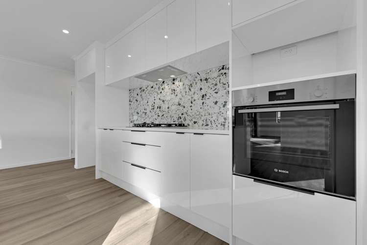 2 Viv Green Place Pokeno_6