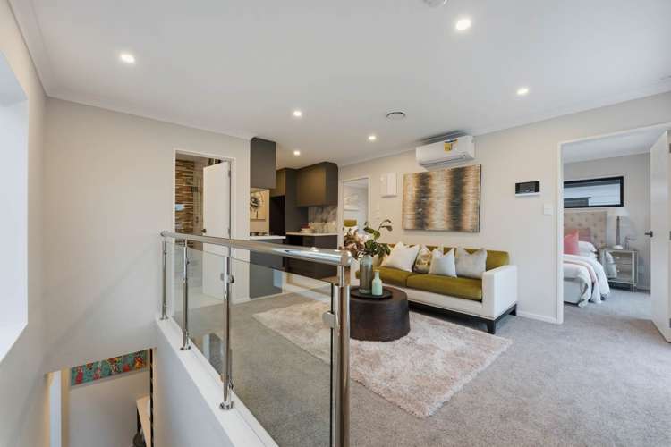 219B & 1/219B Murphys Road Flat Bush_13