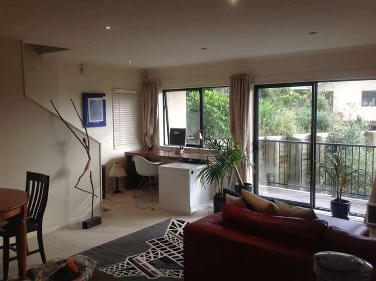 2/26 View Road Titahi Bay_6