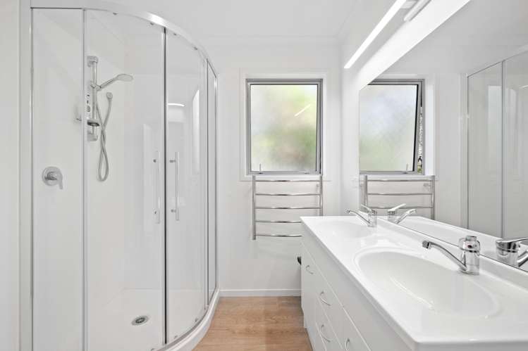 841 Cove Road Waipu_10