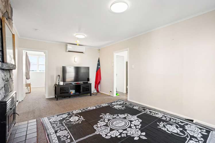 223 Sturges Road_4
