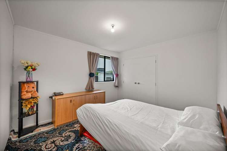 29 Woodbank Drive Glen Eden_9