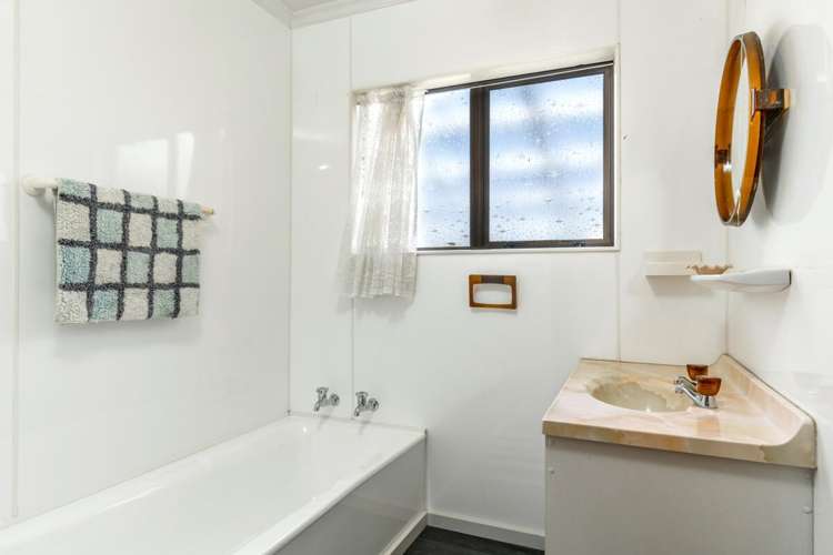 11 Okiwi Crescent Okiwi Bay_22