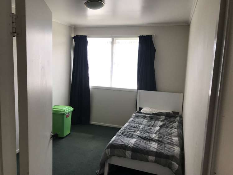 4 Hereford Street Te Atatu Peninsula_2