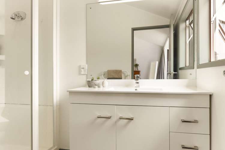 2/246 Titirangi Road Titirangi_7