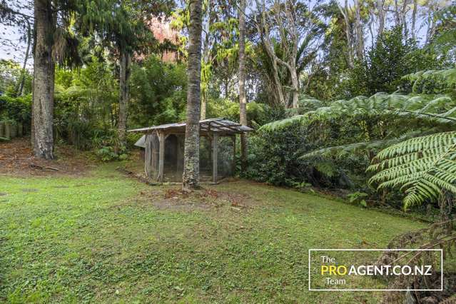 196 Godley Road Titirangi_3