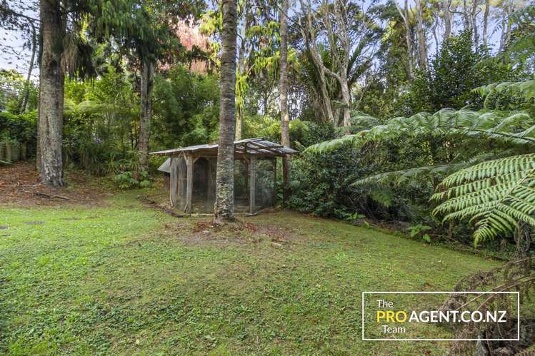 196 Godley Road Titirangi_2