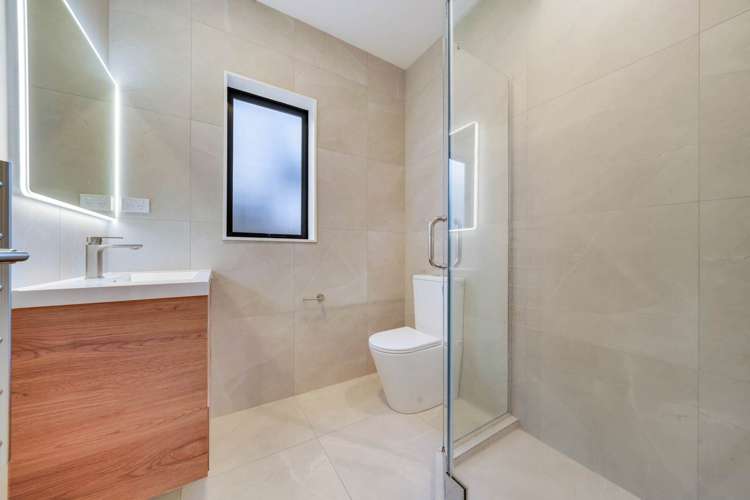 38 Ascent Street Flat Bush_10