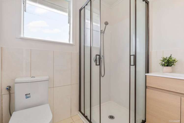 1/50 Elliott Avenue Bayview_11