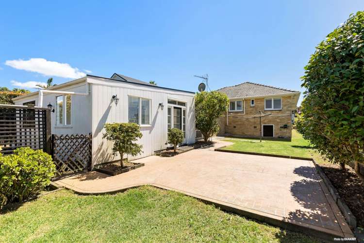 7 Coronation Street Belmont_1