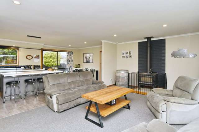 2 Bowie Drive Woodend_2