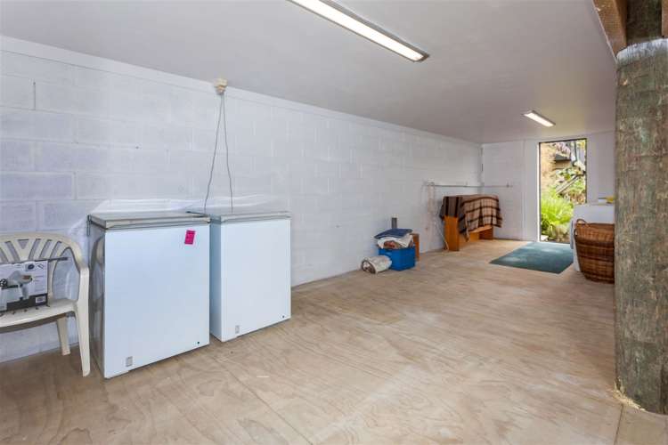 8 Pine Grove Tairua_25