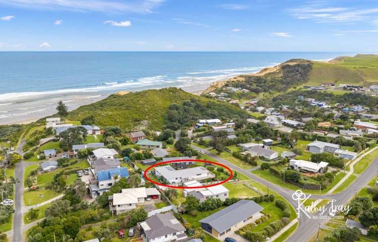 6 Bayly Street Baylys Beach_43