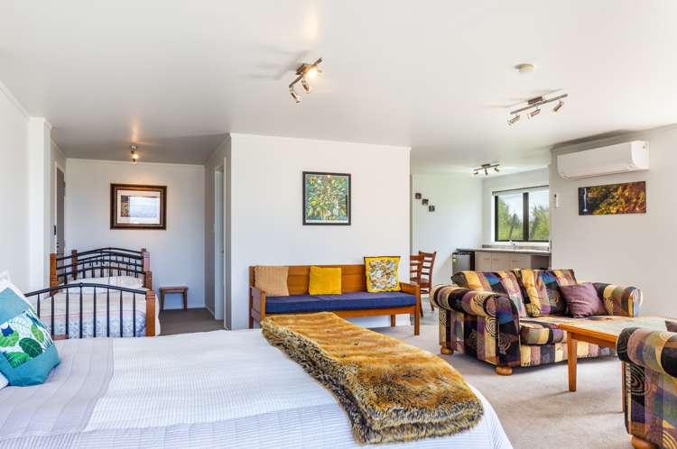 31 Turangitukua Terrace Kuratau_24