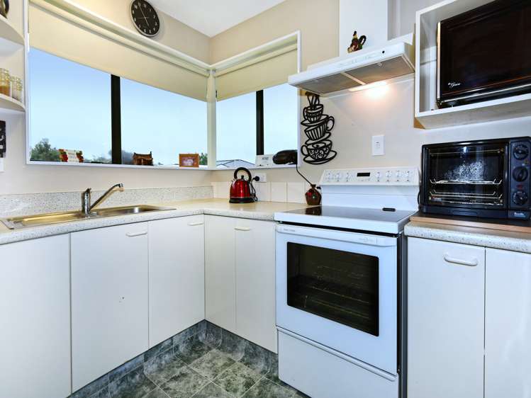 9a Devon Crescent Darfield_9