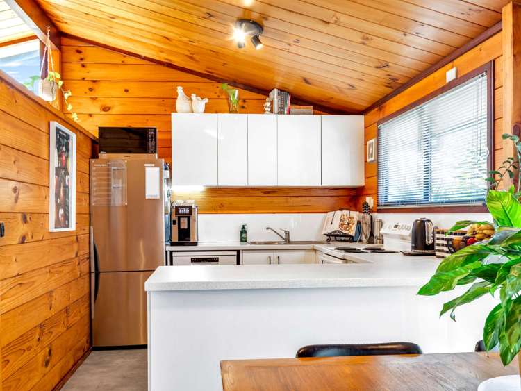 55a Devon Street Glenholme_13