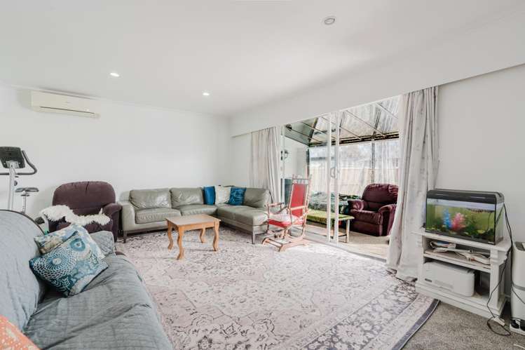 44 Garden Heights Avenue Glenview_8