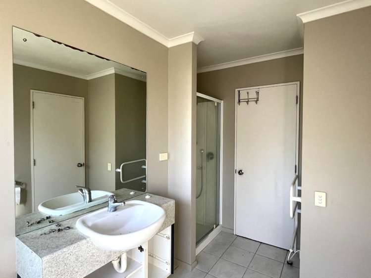 87 Espalier Drive Henderson_6